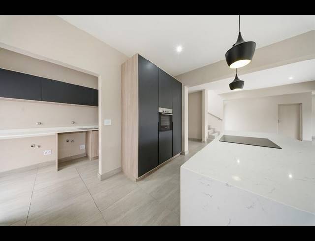 4 BEDROOM PROPERTY TO RENT IN BRYANSTON